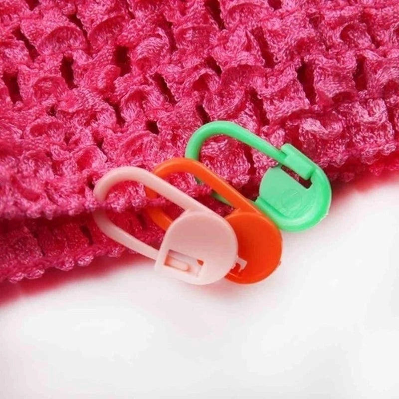 Stitch markers (10 pcs)