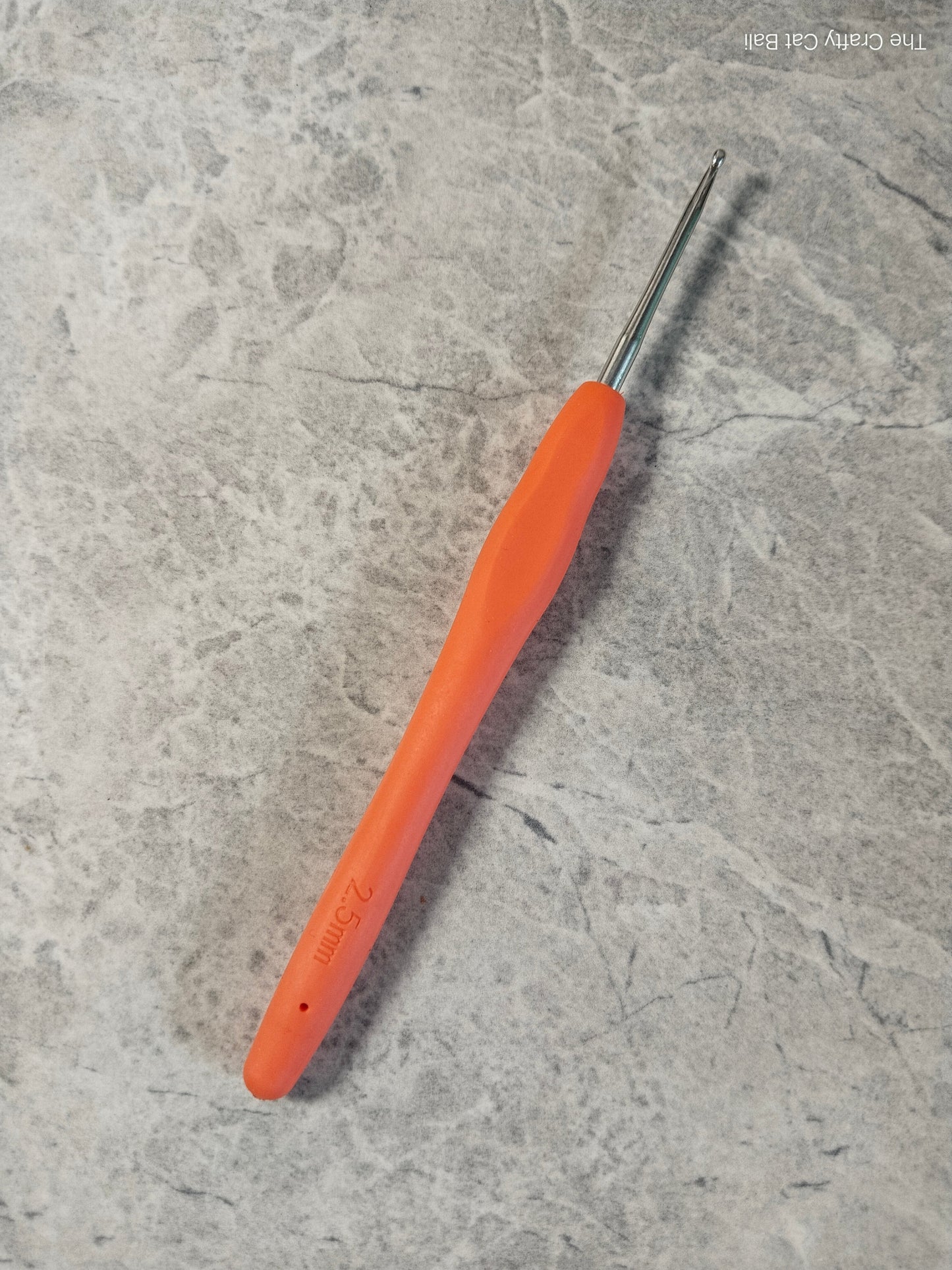 Aluminum Hooks with Soft Grip Handle - size 2.5 mm